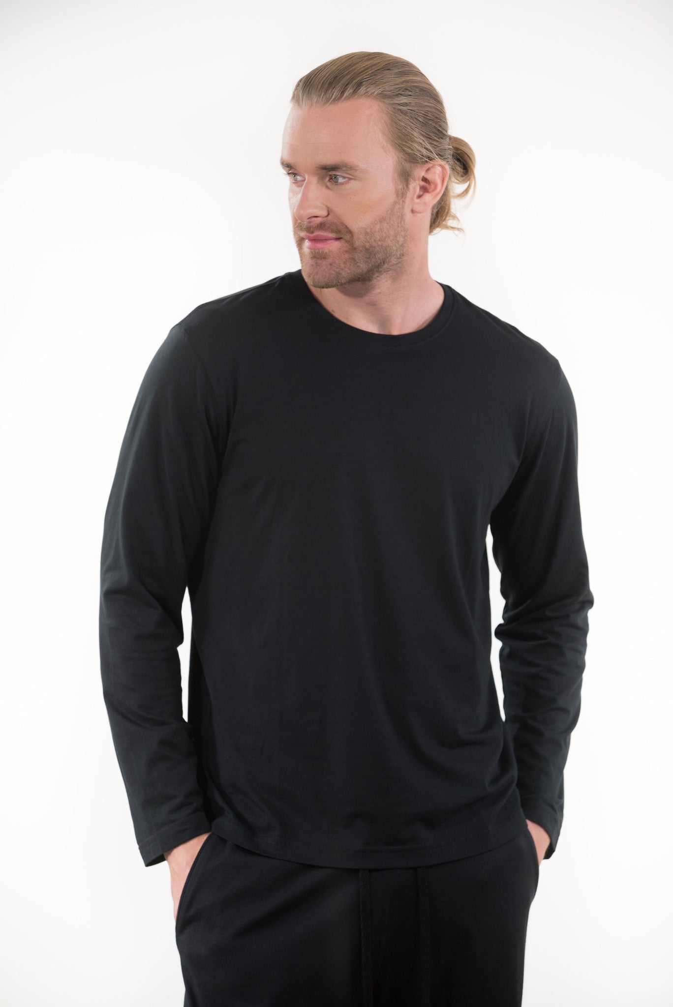 100% Peruvian Pima Cotton Black Long Sleeve Crewneck